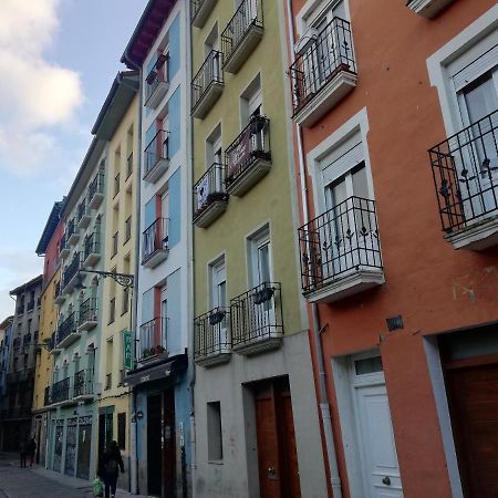 Calle Ansoleaga A 100 Mts Del Ayuntamiento Pamplona Exterior photo